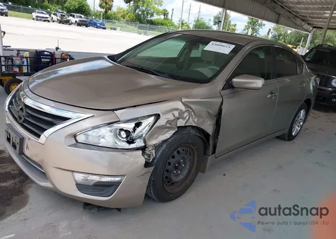 2015 Nissan Altima 2.5 S из США, поврежденный, VIN 1N4AL3AP7FC222881